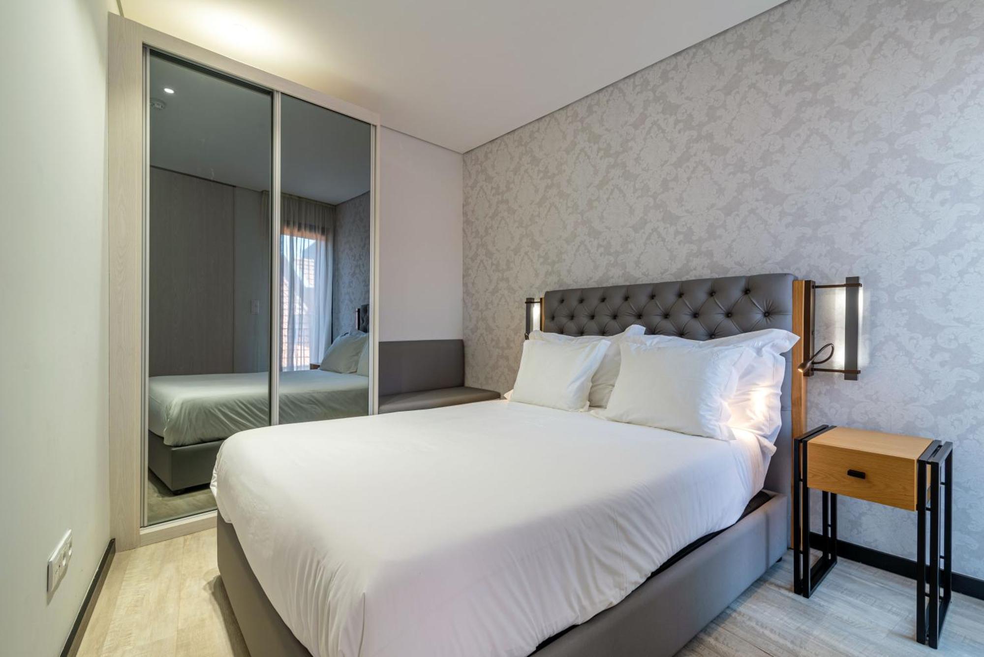 Appartamento Dom Luis Flats Vila Nova de Gaia Esterno foto