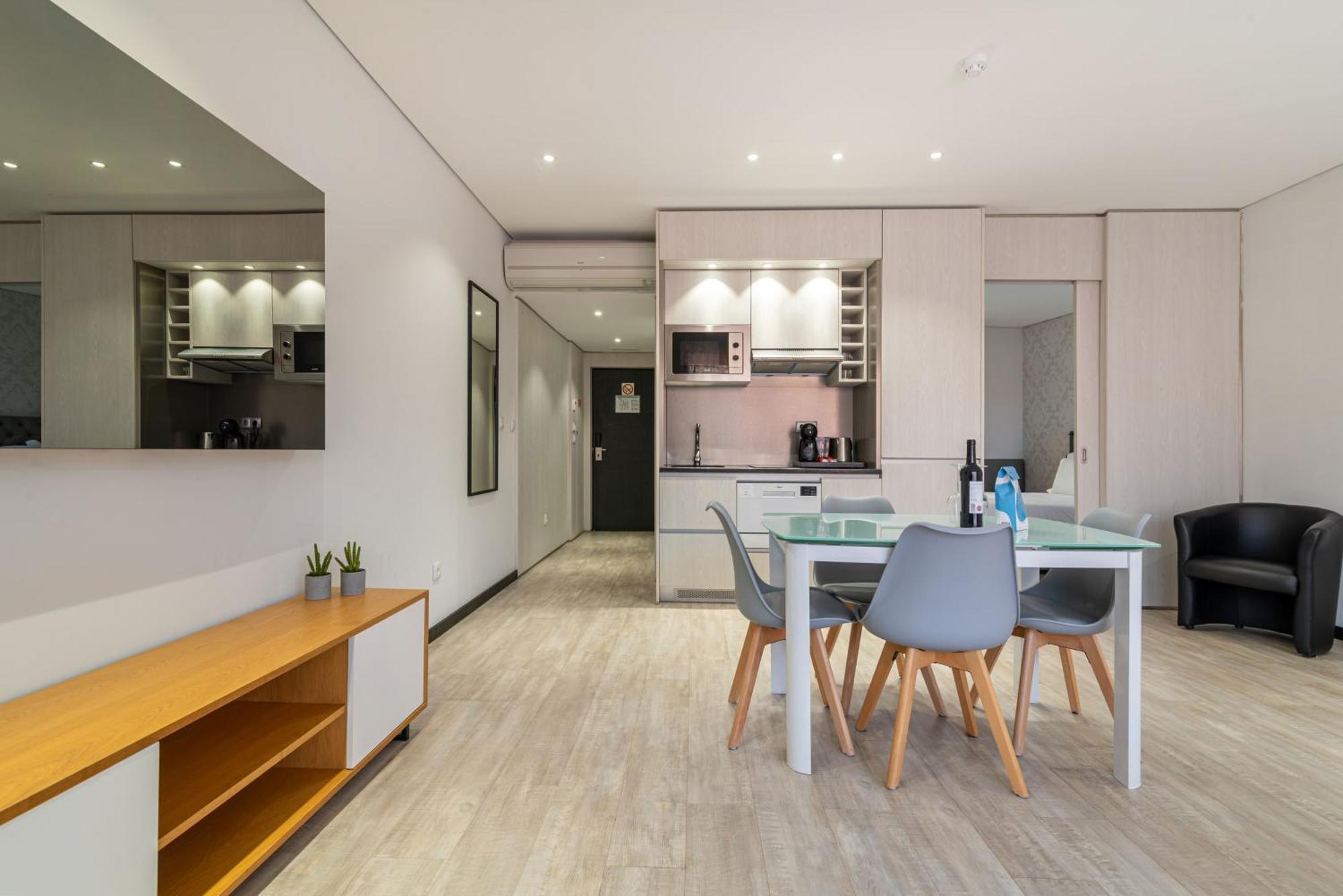 Appartamento Dom Luis Flats Vila Nova de Gaia Esterno foto